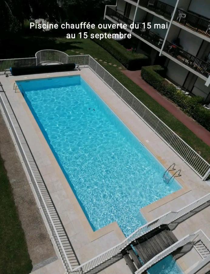 Le Grand Large "Superbe Studio Piscine Chauffee Du 1 Juin Au 15 Septembre" Trouville-sur-Mer Dış mekan fotoğraf