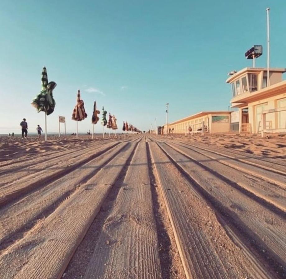 Le Grand Large "Superbe Studio Piscine Chauffee Du 1 Juin Au 15 Septembre" Trouville-sur-Mer Dış mekan fotoğraf